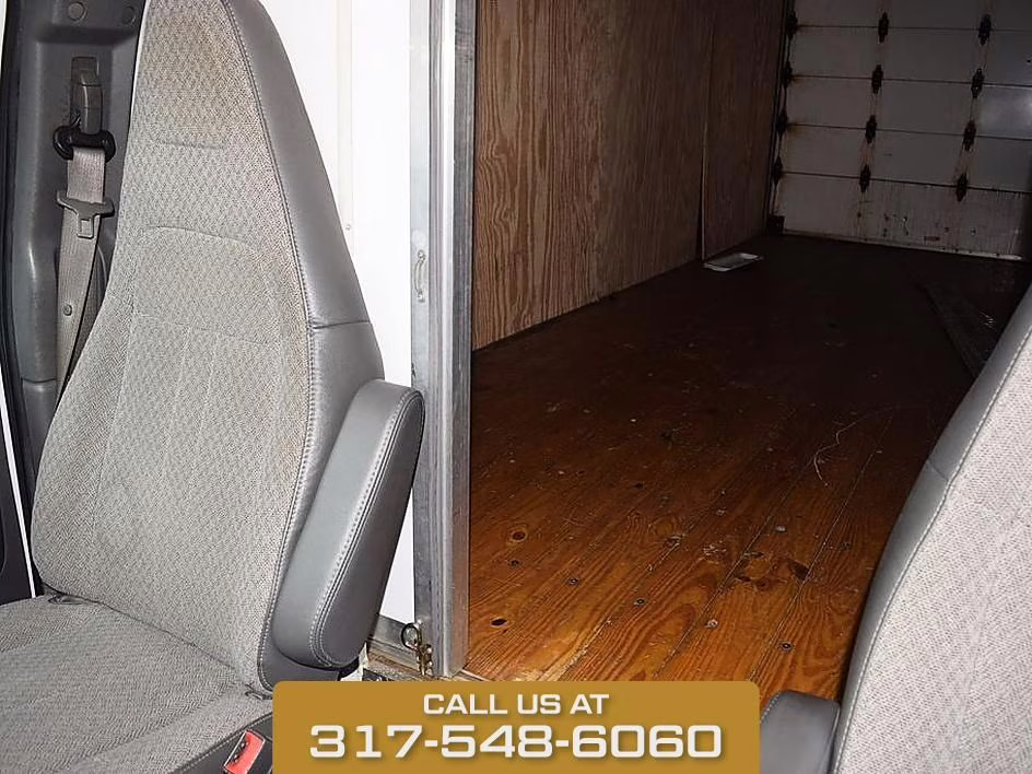 2018 Summit White Chevrolet Express 3500 Work Van RWD Truck