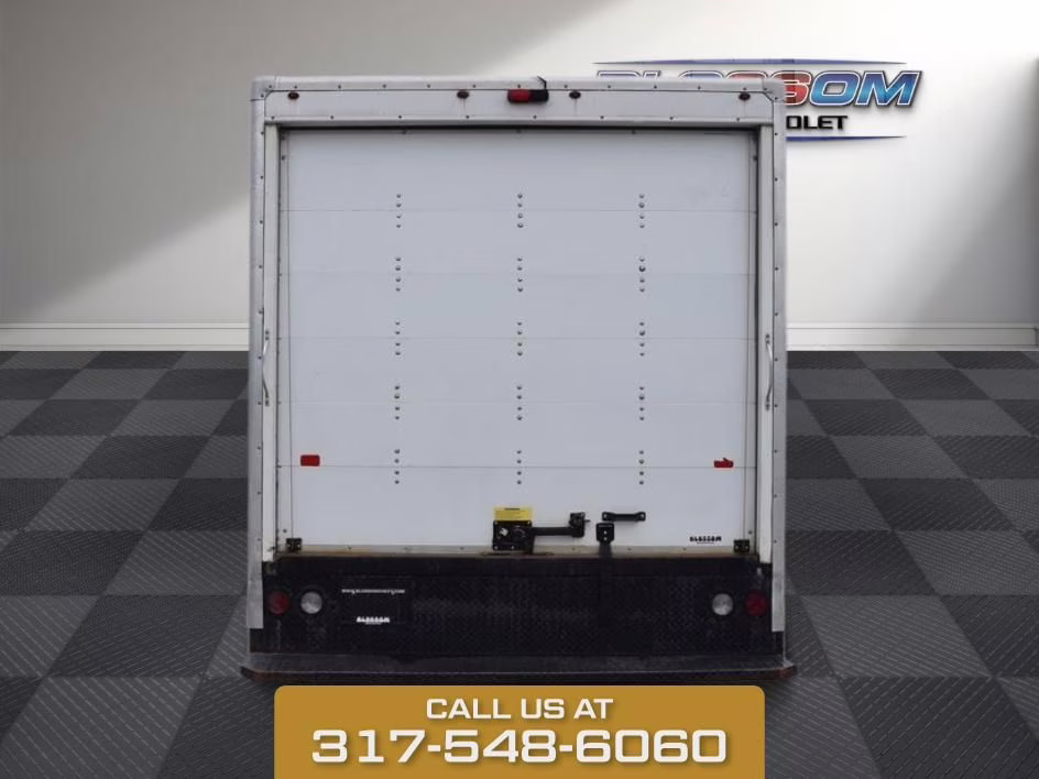 2018 Summit White Chevrolet Express 3500 Work Van RWD Truck