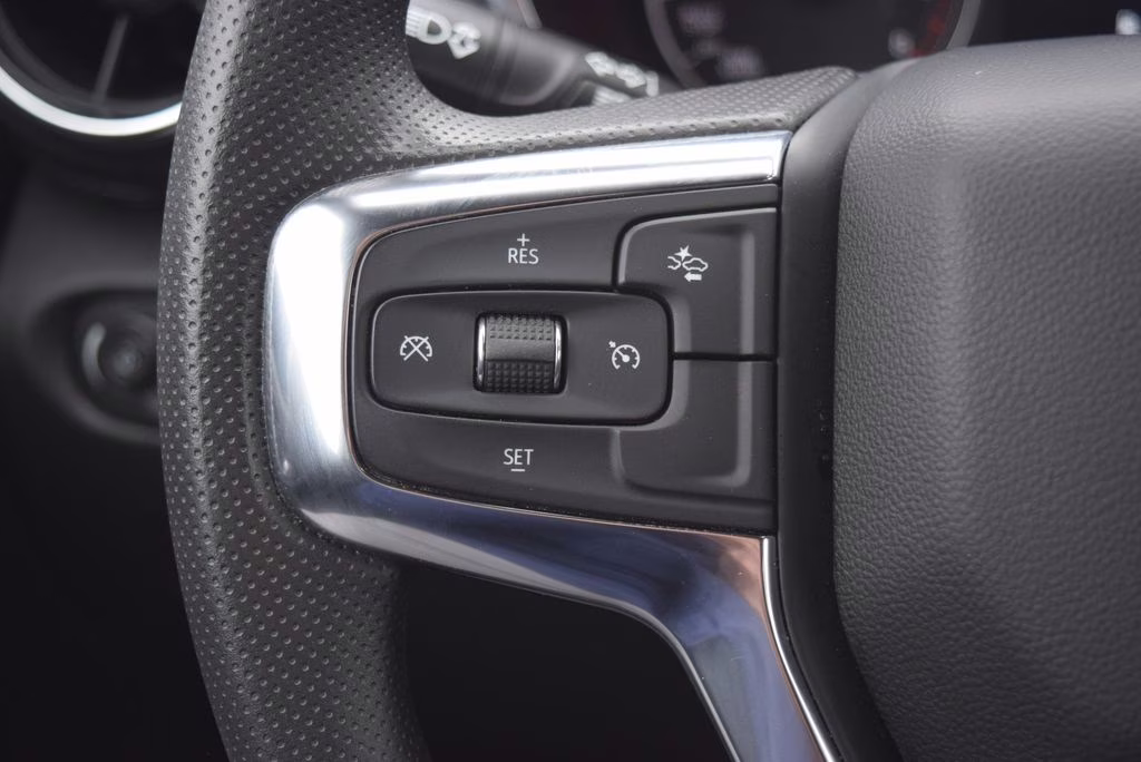 2025 Riptide Blue Chevrolet Blazer LT FWD SUV