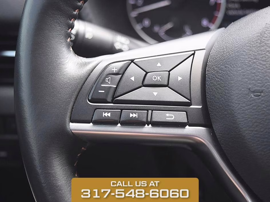 2023 Monarch Orange Metallic/Super Black Nissan Sentra SR FWD Sedan