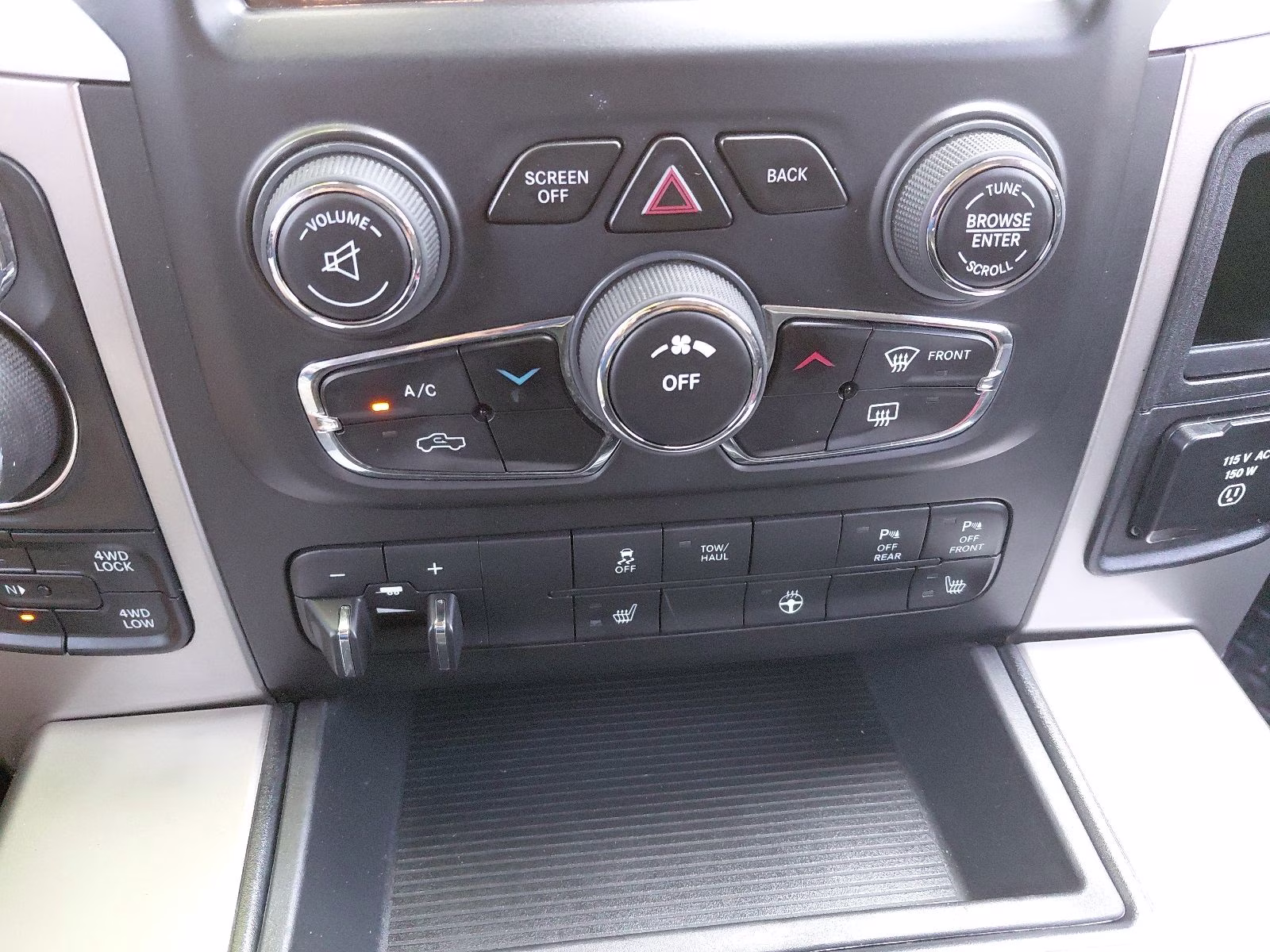 2014 Black Clearcoat Ram 1500 Big Horn 4X4 Truck