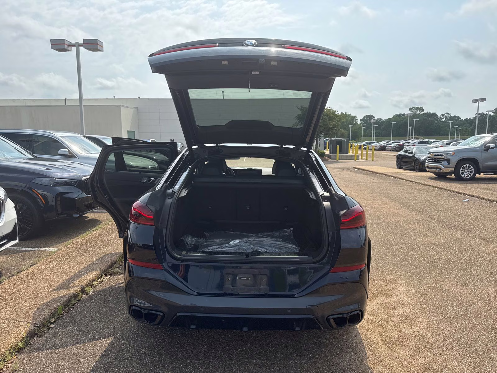 2024 Carbon Black Metallic BMW X6 M60i AWD SUV