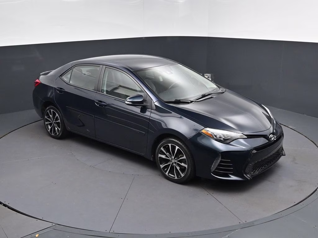 2018 Aqua Toyota Corolla SE FWD Sedan