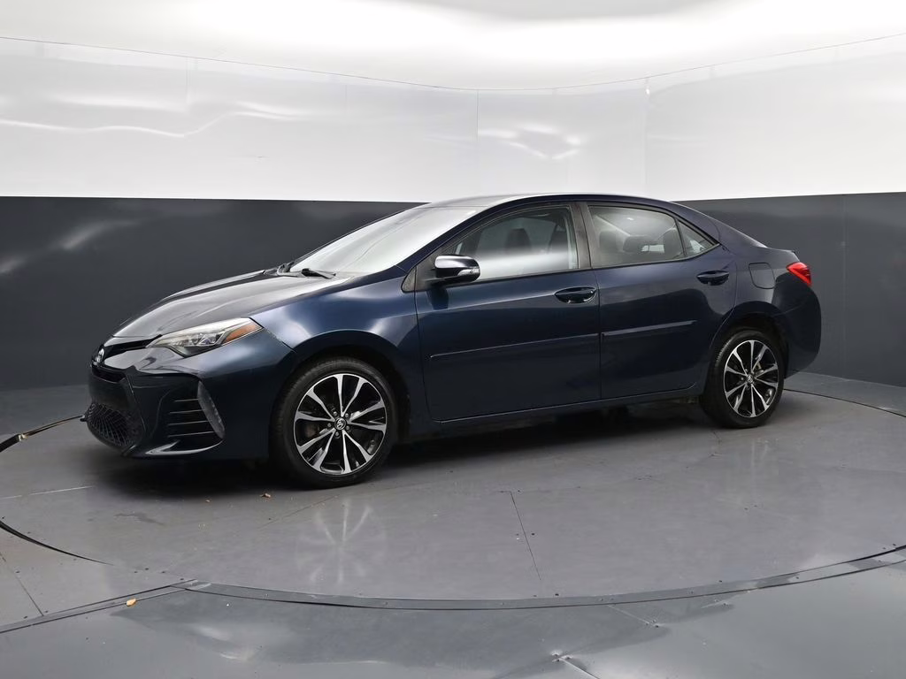 2018 Aqua Toyota Corolla SE FWD Sedan