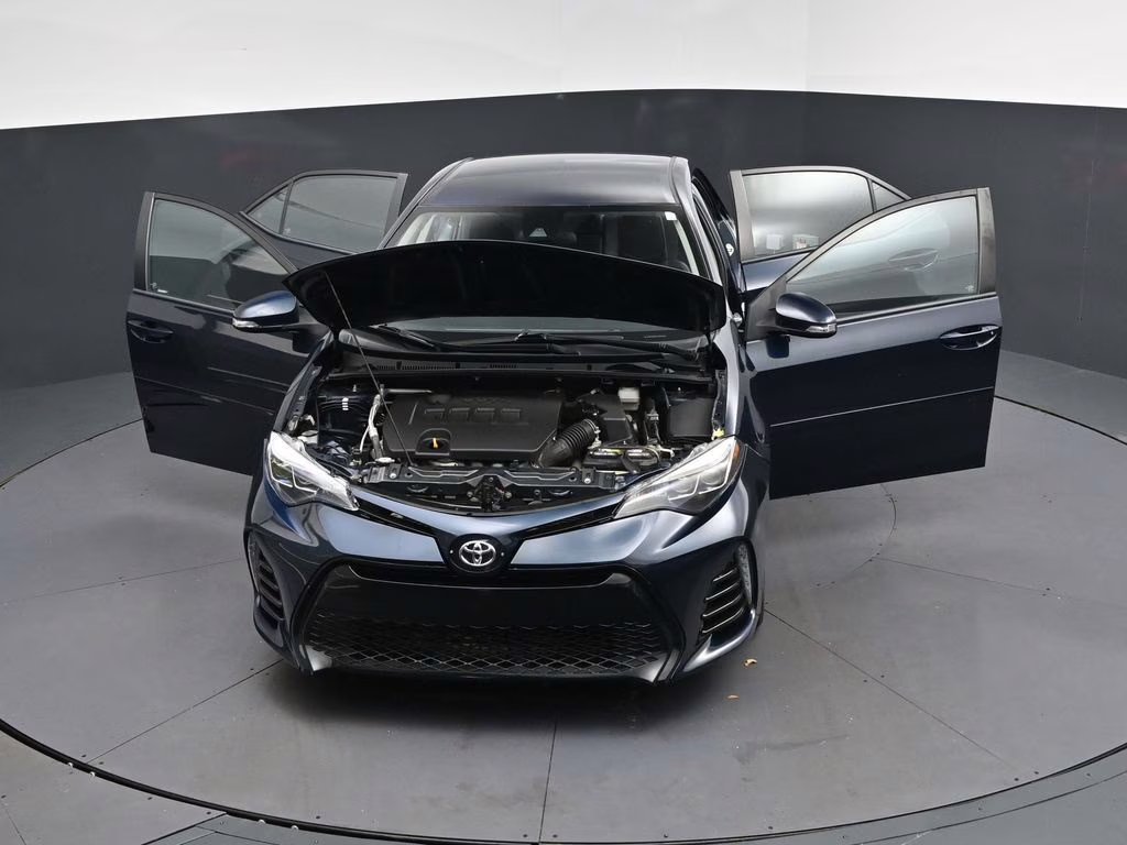 2018 Aqua Toyota Corolla SE FWD Sedan