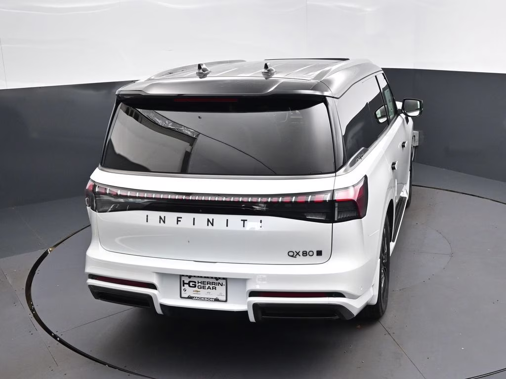 2026 Radiant White/Black Obsidian INFINITI QX80 AUTOGRAPH 4X4 SUV