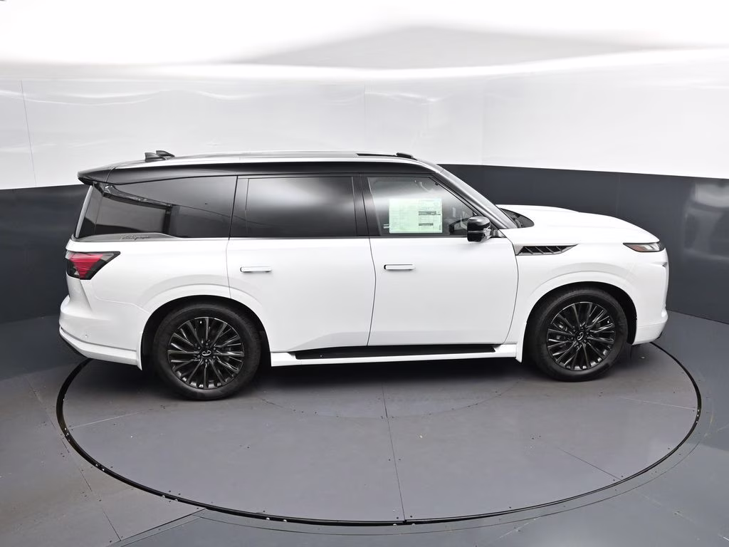 2026 Radiant White/Black Obsidian INFINITI QX80 AUTOGRAPH 4X4 SUV