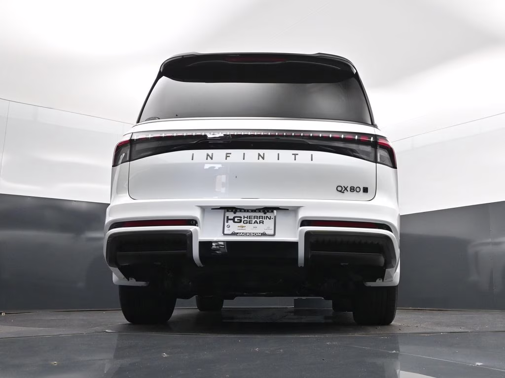 2026 Radiant White/Black Obsidian INFINITI QX80 AUTOGRAPH 4X4 SUV