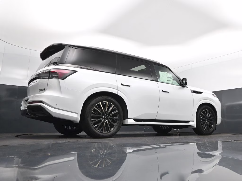 2026 Radiant White/Black Obsidian INFINITI QX80 AUTOGRAPH 4X4 SUV