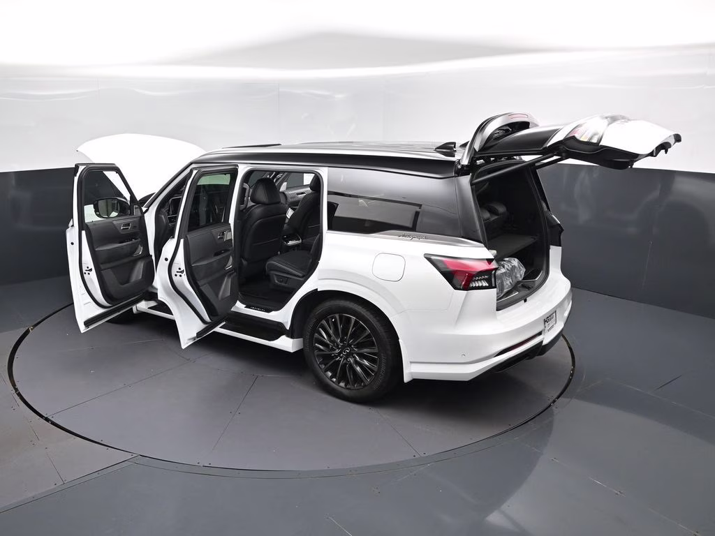 2026 Radiant White/Black Obsidian INFINITI QX80 AUTOGRAPH 4X4 SUV