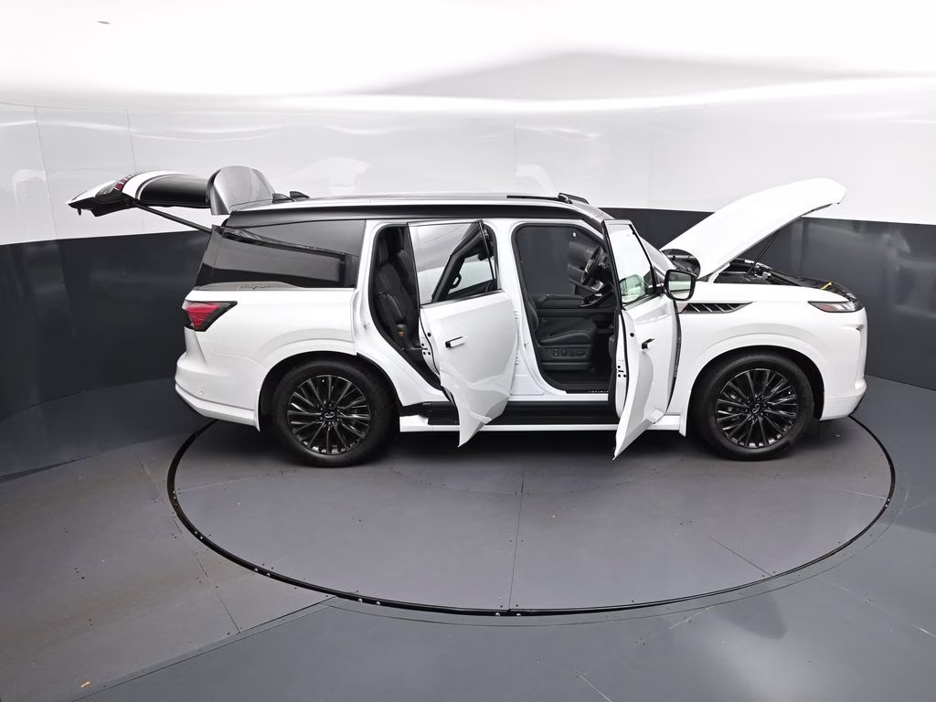 2026 Radiant White/Black Obsidian INFINITI QX80 AUTOGRAPH 4X4 SUV