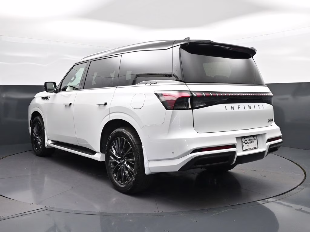 2026 White / Black INFINITI QX80 AUTOGRAPH 4X4 SUV
