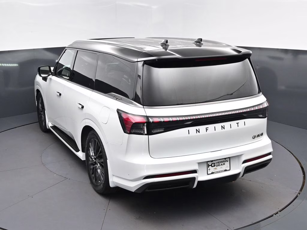 2026 White / Black INFINITI QX80 AUTOGRAPH 4X4 SUV