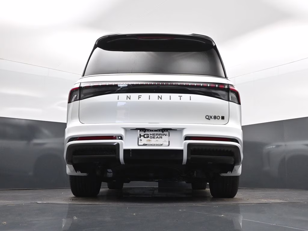 2026 White / Black INFINITI QX80 AUTOGRAPH 4X4 SUV