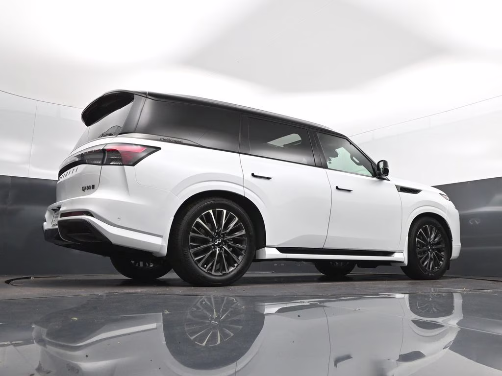 2026 White / Black INFINITI QX80 AUTOGRAPH 4X4 SUV