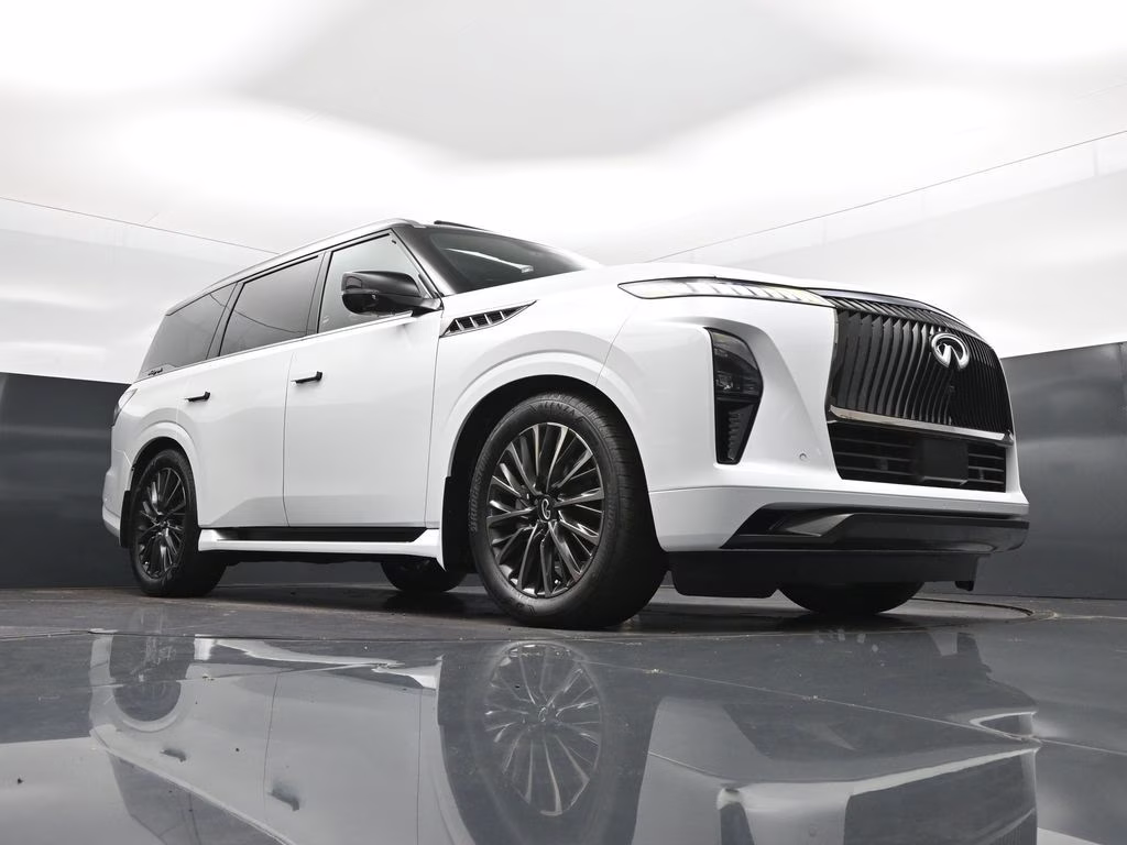 2026 White / Black INFINITI QX80 AUTOGRAPH 4X4 SUV