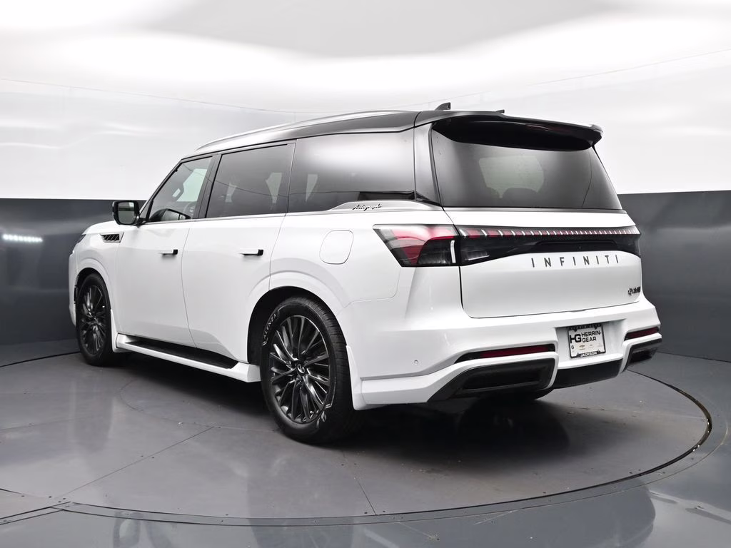 2026 White / Black INFINITI QX80 AUTOGRAPH 4X4 SUV