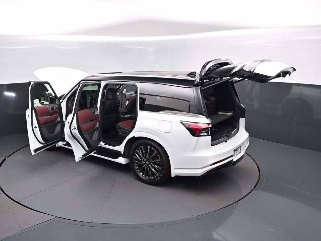 2026 White / Black INFINITI QX80 AUTOGRAPH 4X4 SUV