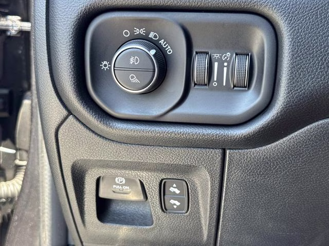 2021 Crystal Metallic Ram 1500 Laramie 4X4 Truck