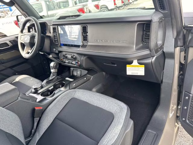 2026 Ford Bronco Base 4X4 SUV