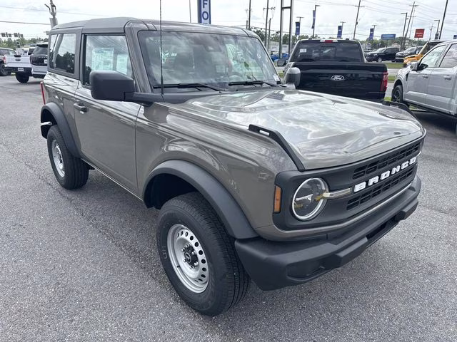 2026 Ford Bronco Base 4X4 SUV