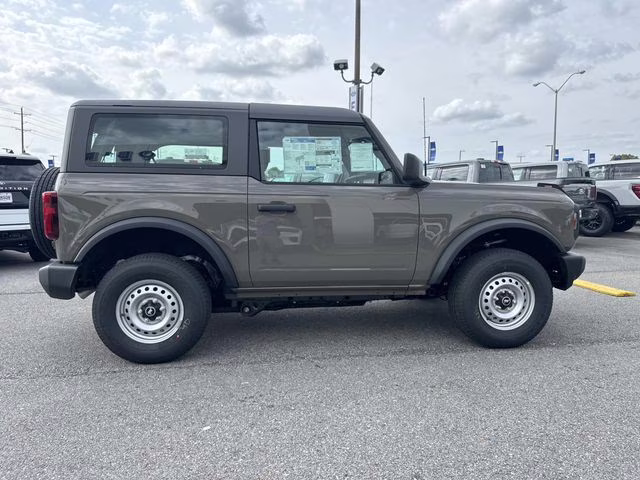 2026 Ford Bronco Base 4X4 SUV