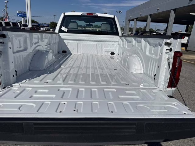 2026 Oxford White Ford F-150 XL RWD Truck