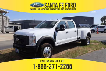 2026 White Ford Super Duty F-450 DRW XL 4X4 Truck