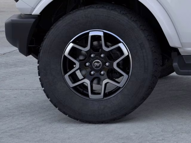 2026 Oxford White Ford Bronco Outer Banks 4X4 SUV