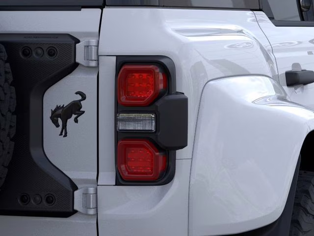 2026 Oxford White Ford Bronco Raptor 4X4 SUV