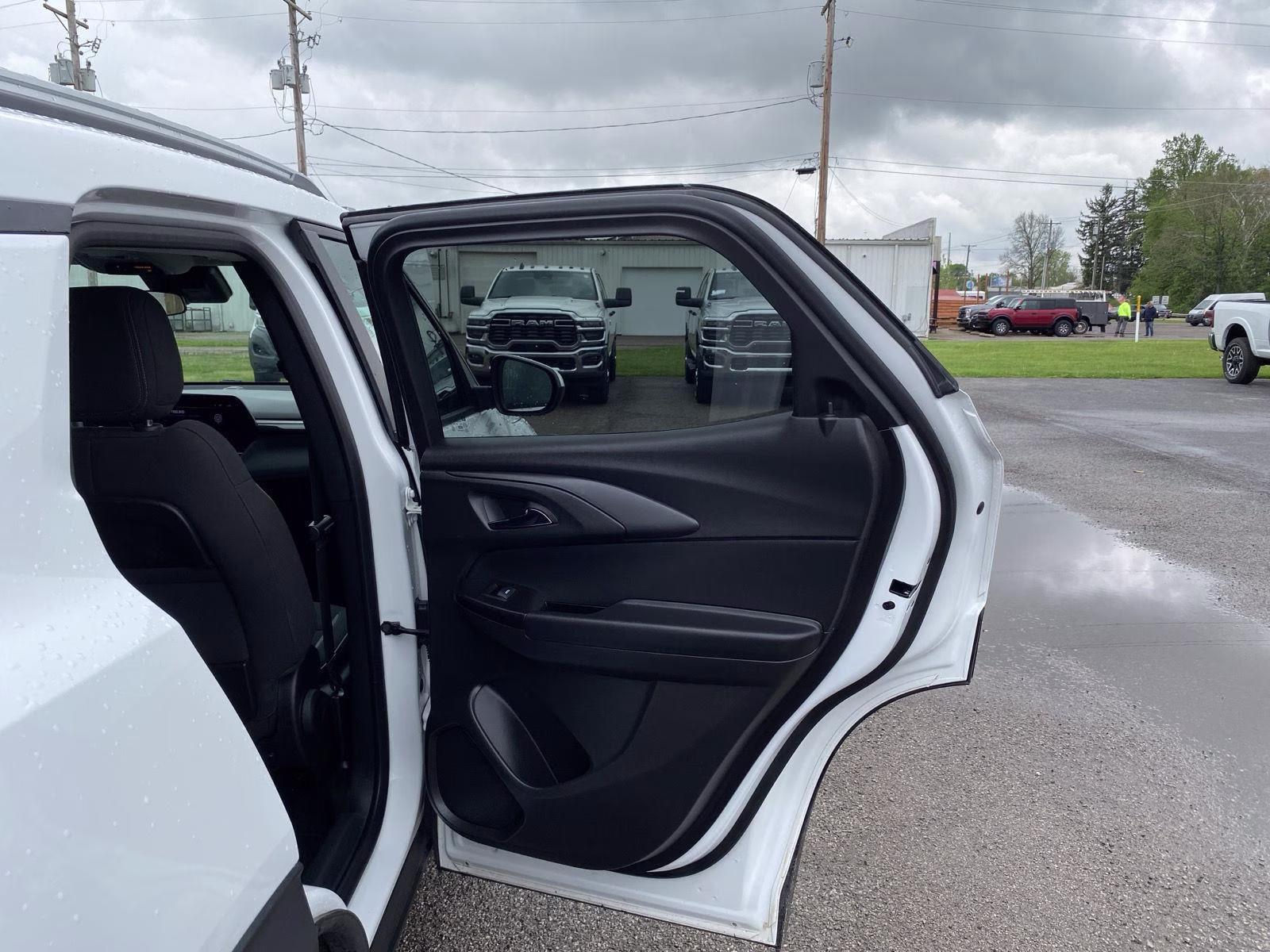 2025 Summit White Chevrolet Trailblazer LT AWD SUV