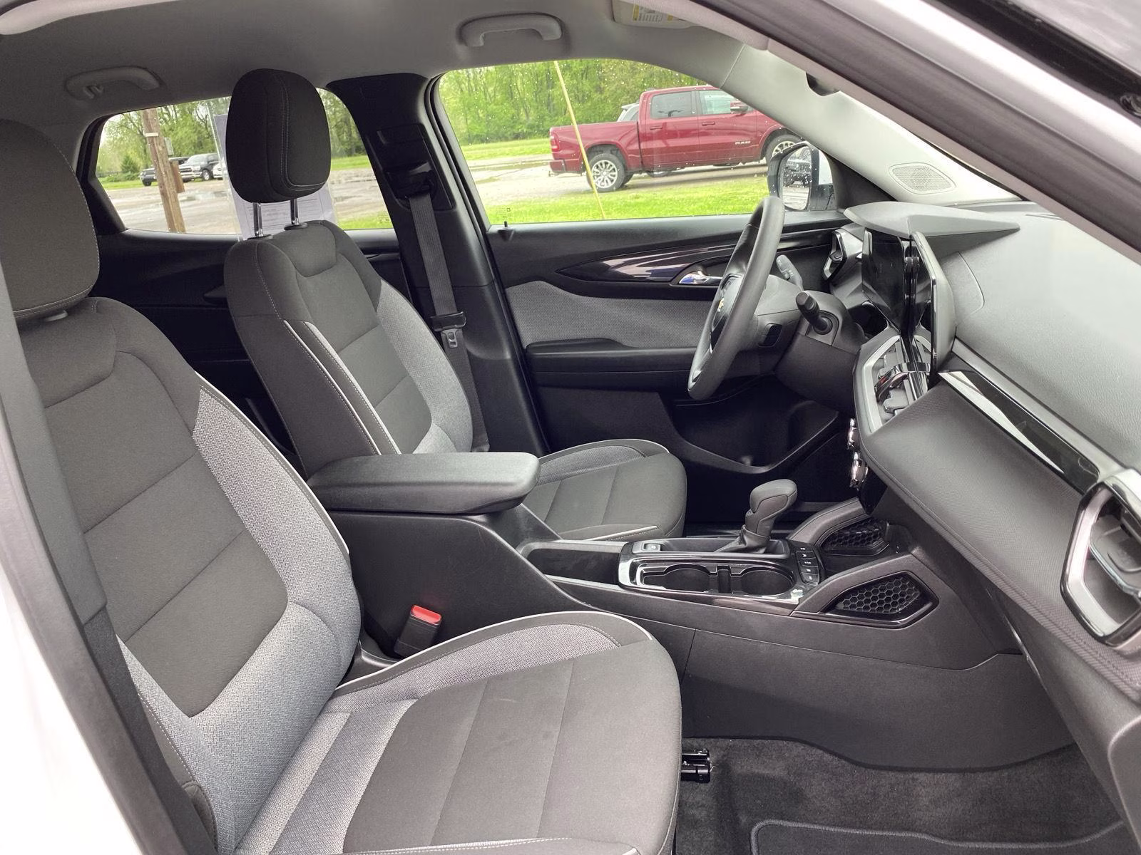 2025 Summit White Chevrolet Trailblazer LT AWD SUV
