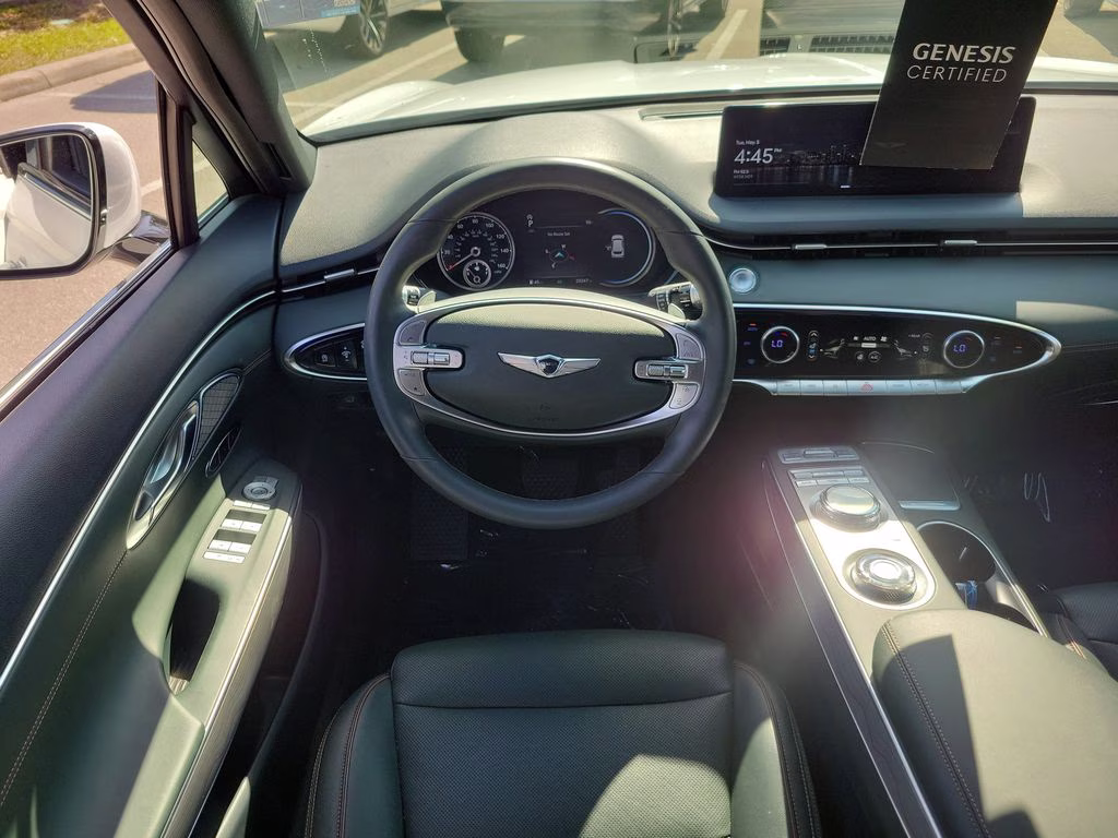 2022 Uyuni White Genesis GV70 2.5T ADVANCED AWD SUV