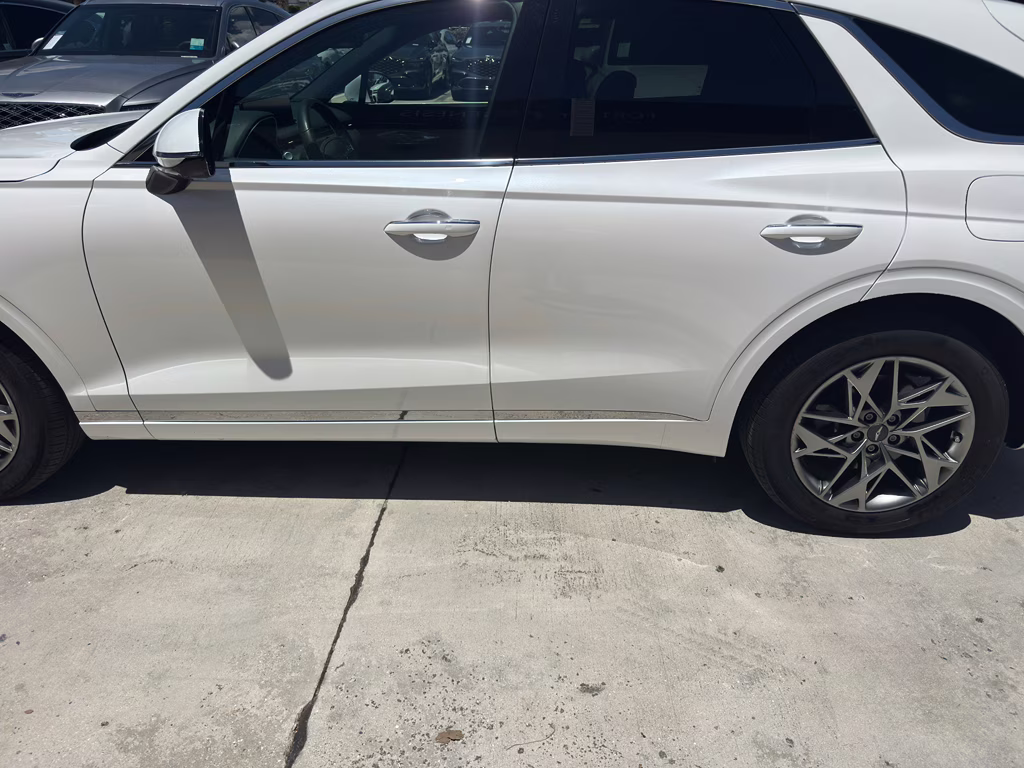 2022 Uyuni White Genesis GV70 2.5T AWD SUV