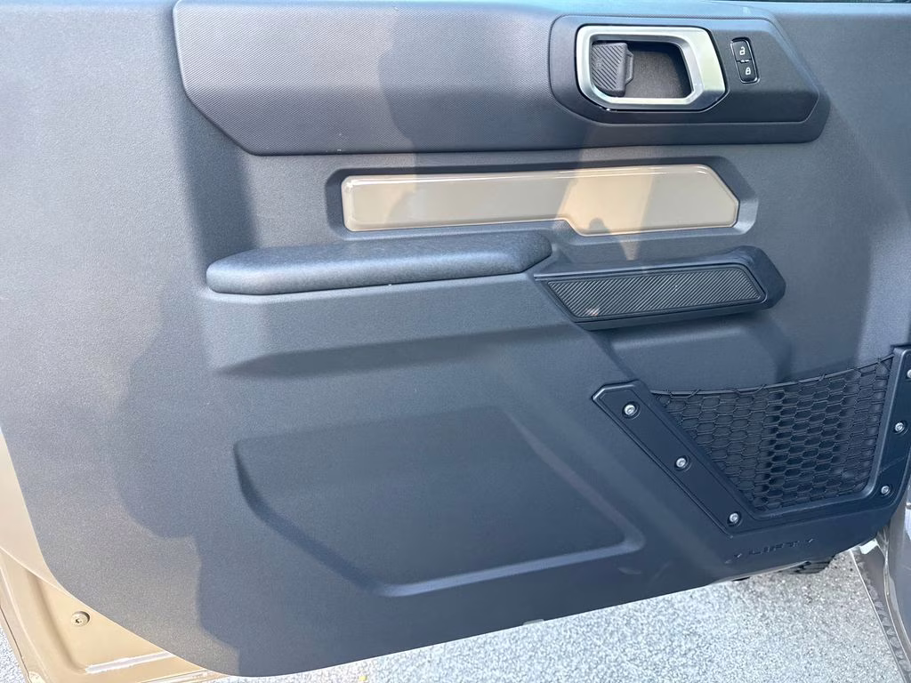 2026 Ford Bronco Base 4X4 SUV