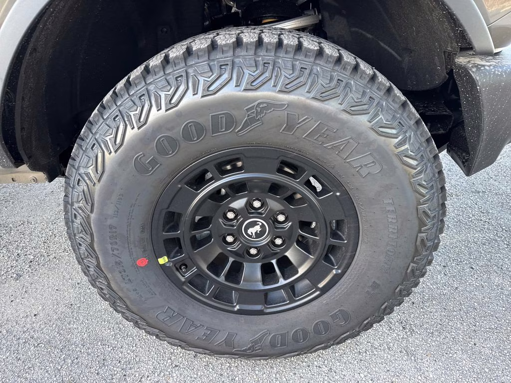 2026 Ford Bronco Base 4X4 SUV