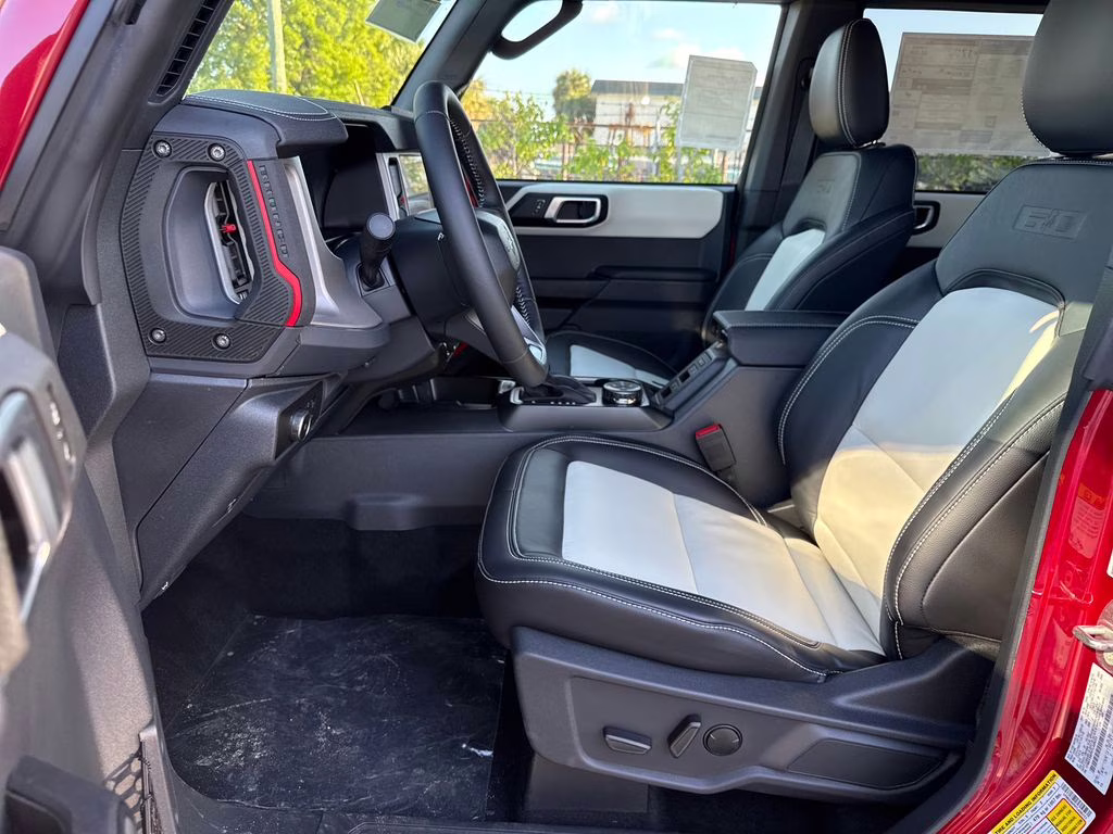 2026 Ford Bronco Outer Banks 4X4 SUV