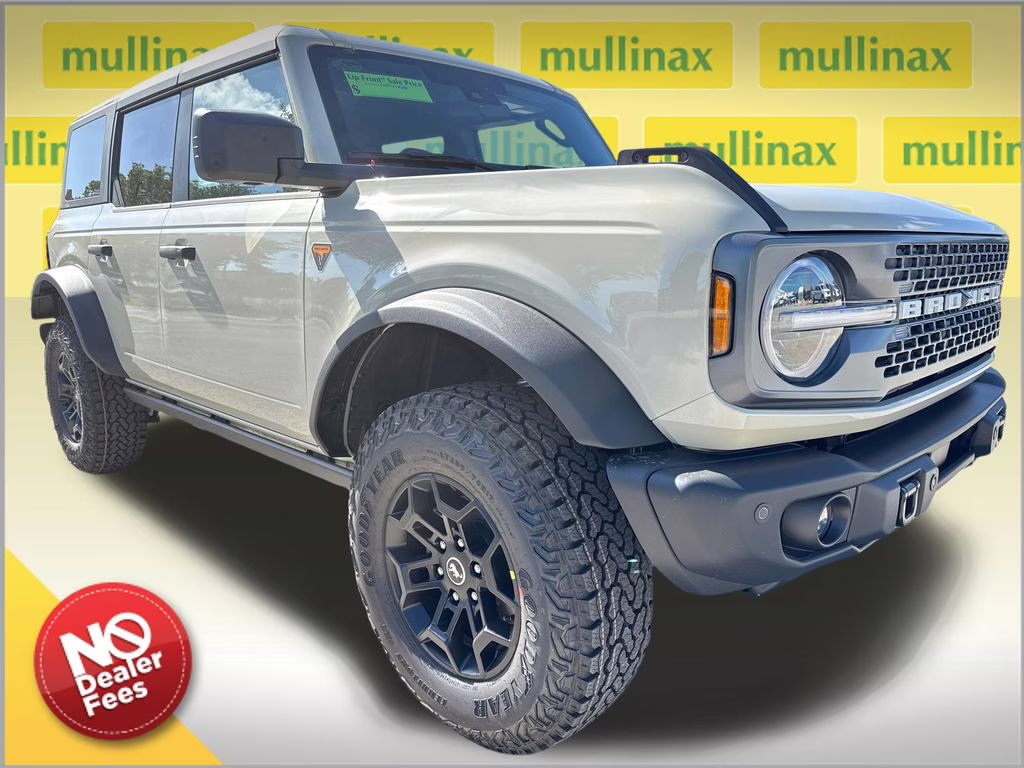 2026 Desert Sand Ford Bronco Badlands 4X4 SUV