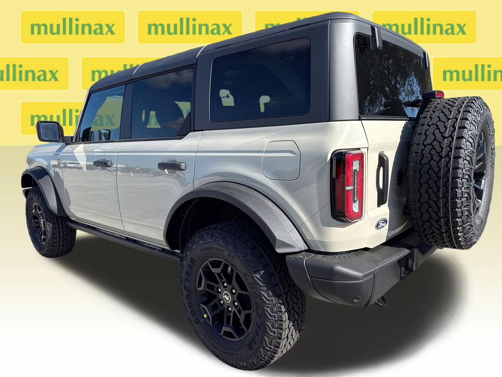2026 Desert Sand Ford Bronco Badlands 4X4 SUV