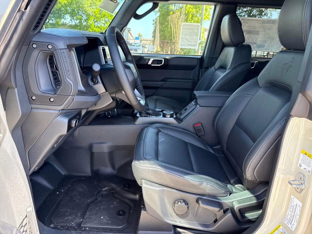 2026 Desert Sand Ford Bronco Badlands 4X4 SUV