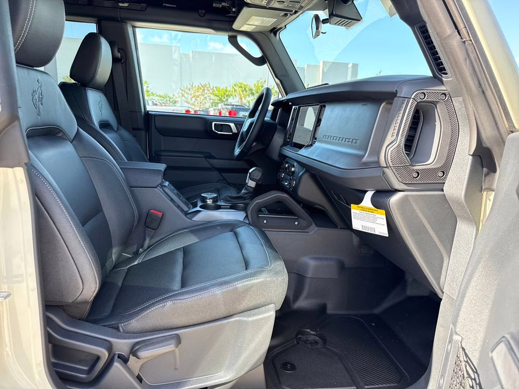 2026 Desert Sand Ford Bronco Badlands 4X4 SUV