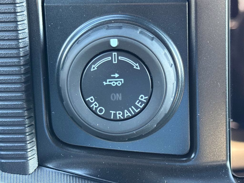 2026 Avalanche Ford F-150 Raptor 4X4 Truck