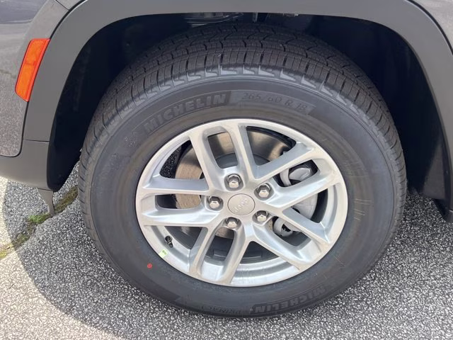 2026 Baltic Gray Metallic Clearcoat Jeep Grand Cherokee Laredo X RWD SUV