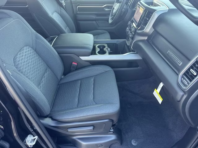 2026 Diamond Black Crystal Pearlcoat Ram 1500 Big Horn RWD Truck