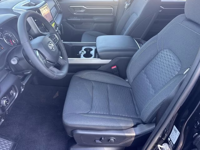 2026 Diamond Black Crystal Pearlcoat Ram 1500 Big Horn RWD Truck