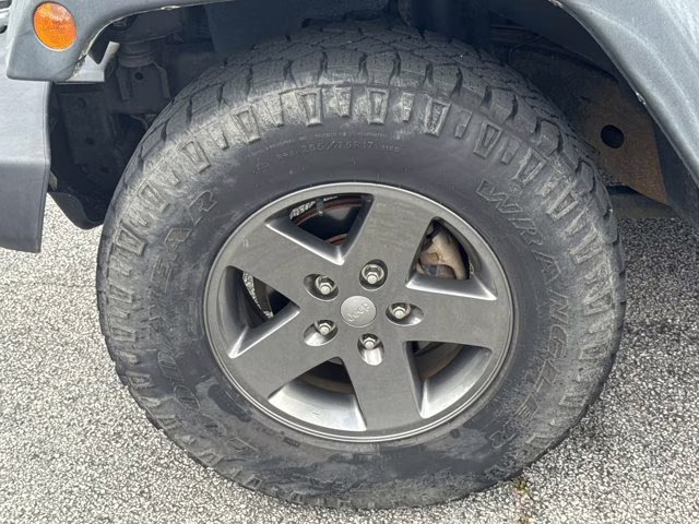 2010 Black Jeep Wrangler Unlimited Mountain 4X4 Convertible