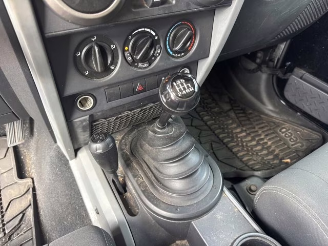 2010 Black Jeep Wrangler Unlimited Mountain 4X4 Convertible