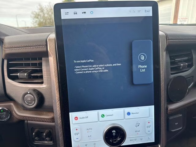 2024 White Metallic Ford Expedition Max King Ranch 4X4 SUV