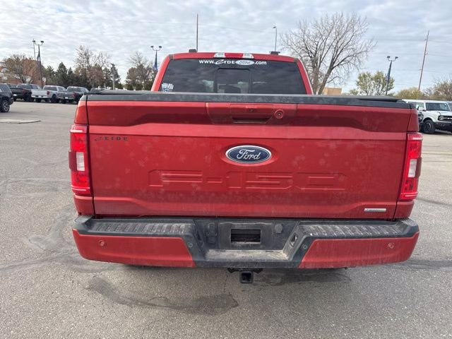 2023 Hot Pepper Red Metallic Tinted Clearcoat Ford F-150 XLT 4X4 Truck