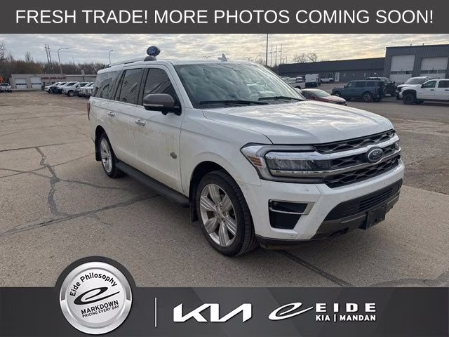 2024 White Metallic Ford Expedition Max King Ranch 4X4 SUV